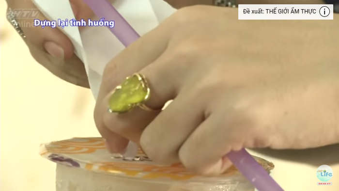 Cô gái bị lừa mất tài sản vì tin lời người bạn sống chung trọ với mình