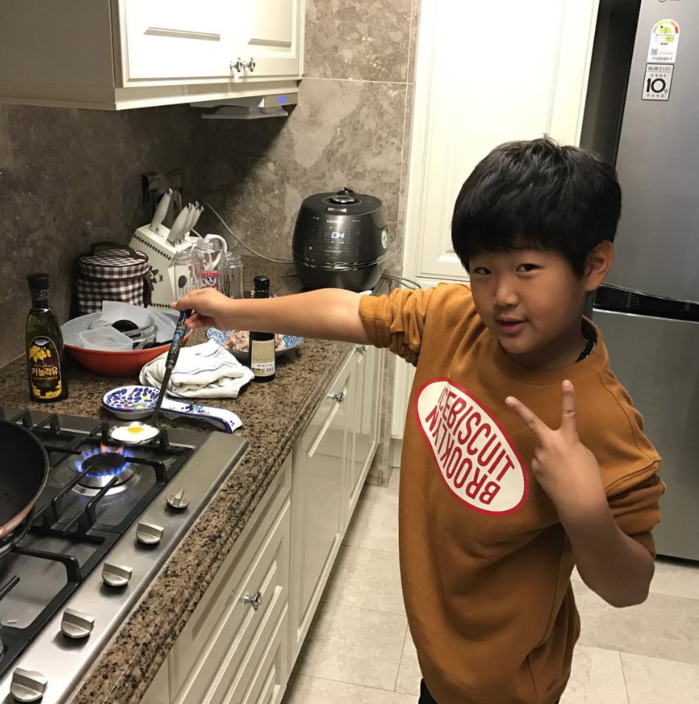 Các nhóc tỳ từng làm “điên đảo” truyền hình xứ Hàn ngày ấy và bây giờ
