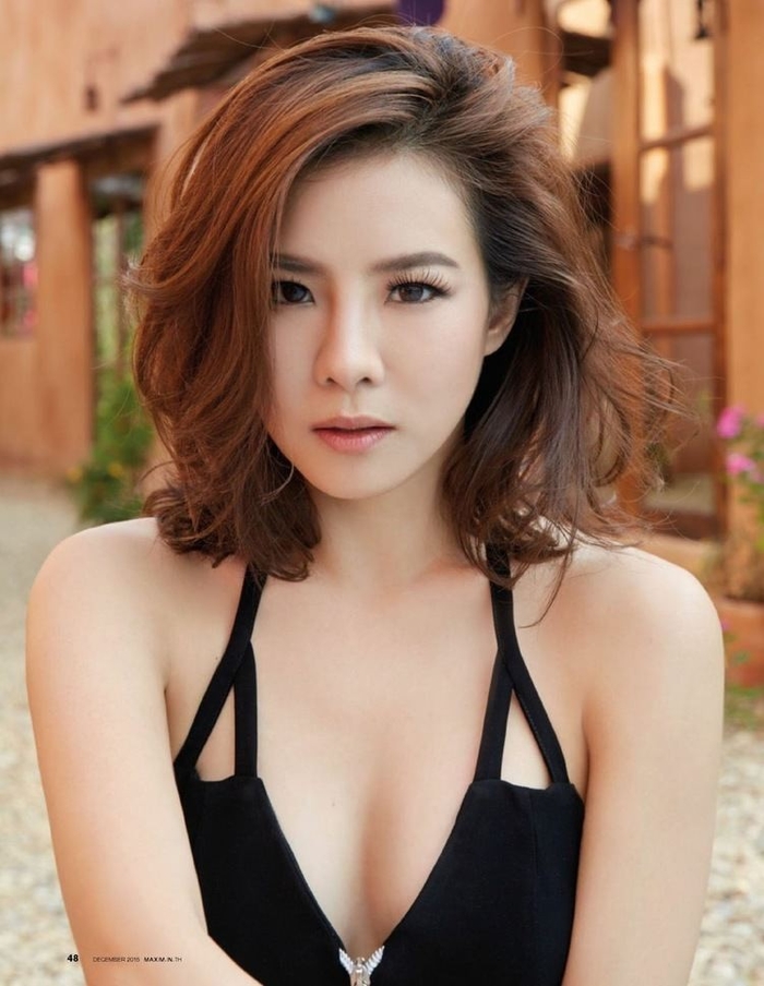 Đặt lên bàn cân nhan sắc đỉnh cao của 8 cặp mỹ nhân bằng tuổi Thái Lan