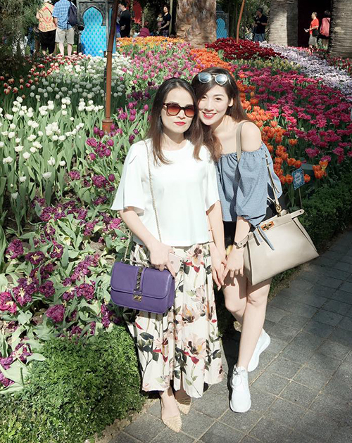 Hội mỹ nhân Việt cứ đăng ảnh thời trang cùng mẹ là được khen hết lời!