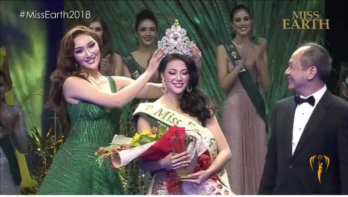 Nguyễn Phương Khánh đăng quang ngôi vị Hoa hậu Trái đất 2018
