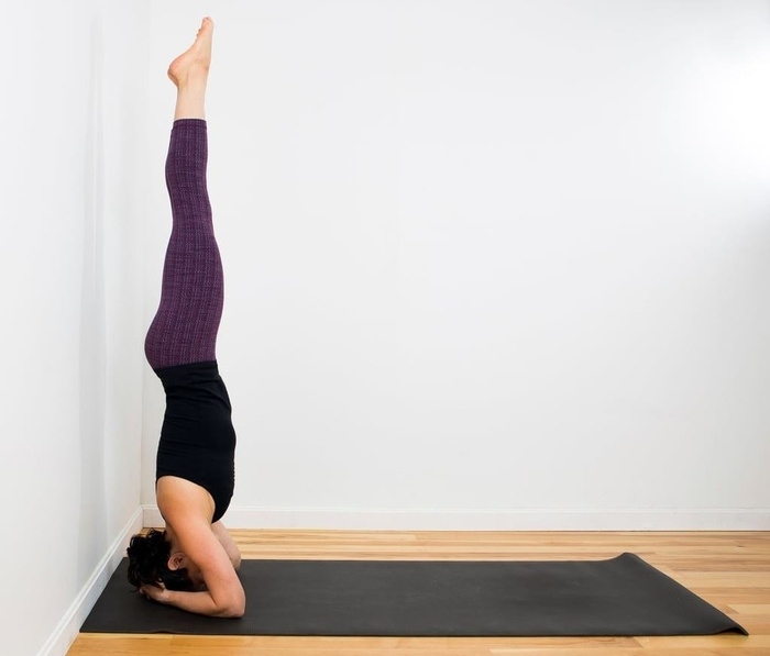4 tư thế yoga đơn giản giúp bạn cải thiện tình trạng mụn trứng cá