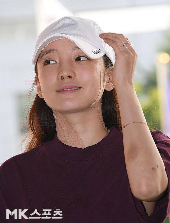 5 su kien gay chan dong lang giai tri Han trong 2018: Nguoi ket hon, ke bi bao hanh