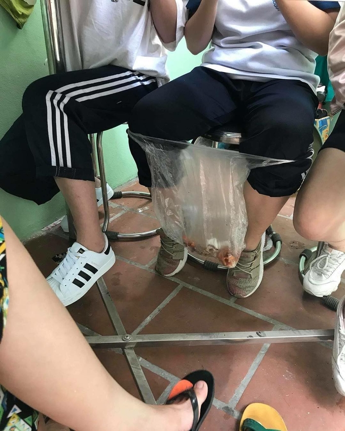 Ảnh vui tuần qua: Đừng tưởng có bồ là hay, sen là người yêu cái đẹp