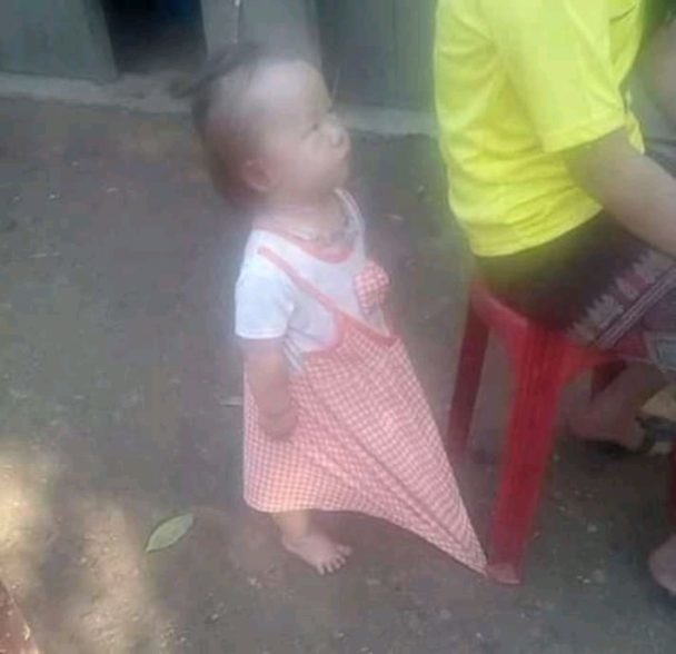 Ảnh vui tuần qua: Rịu tổ ong, 2 thanh niên đáng thương