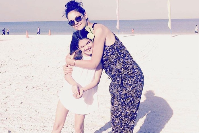 Katie Holmes mạnh mẽ trỗi dậy, thoát khỏi cái bóng của chồng cũ