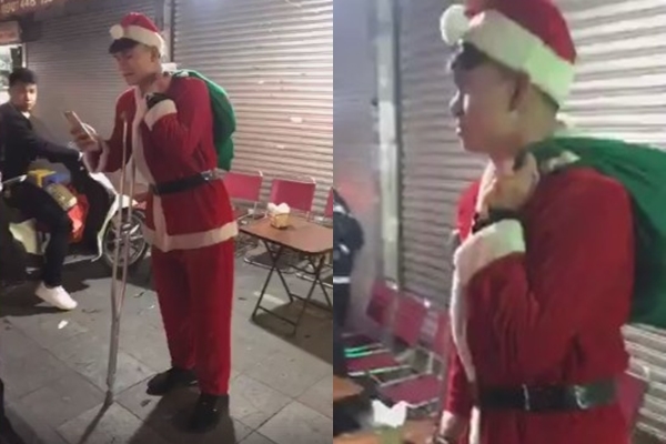 Cầu thủ Xuân Mạnh chống gậy hóa thành ông già Noel tặng quà các em nhỏ