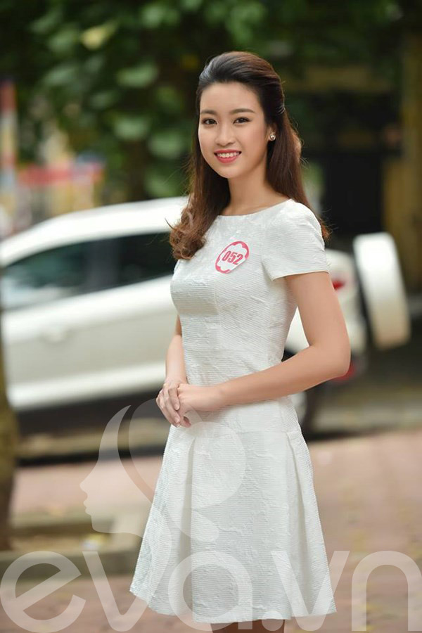 Chuyen vay ao khi tham gia cuoc thi sac dep: Ngươi mac vay cu, nguoi chuan bi ky cong