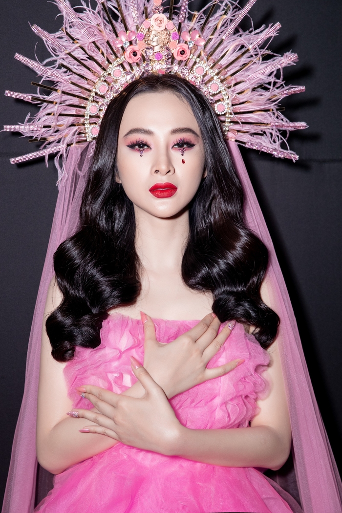 Đặng Thu Thảo chiếm spotlight nhờ nhan sắc đỉnh cao