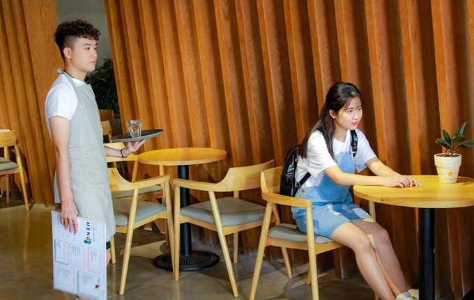 Hoang Anh khung hoang vi vo giong, Phuong My chi gay that vong khi hay lai ca khuc giup minh noi tieng