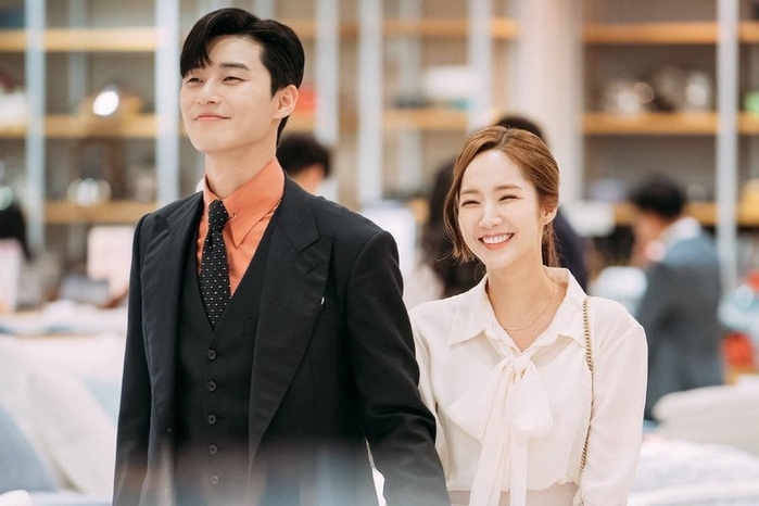 “Hung thần” Dispatch sẽ khui tin hẹn hò của couple nào ngày 1/1