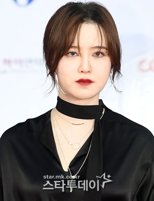 Lạ đời như Goo Hye Sun: Để mặt mộc thì đẹp, trang điểm lại già chát