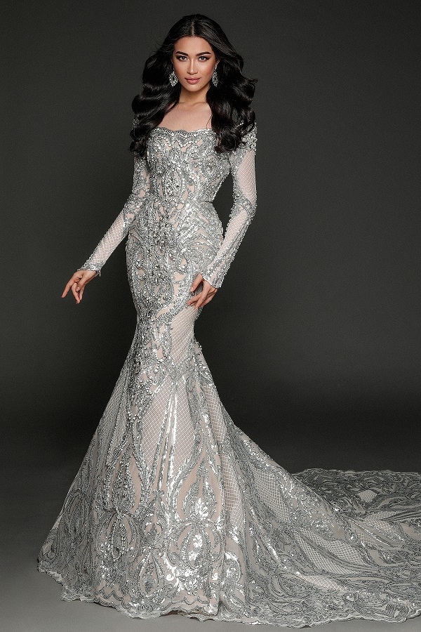9 tuyệt tác đầm dạ hội của các hoa hậu Việt ở Miss Universe