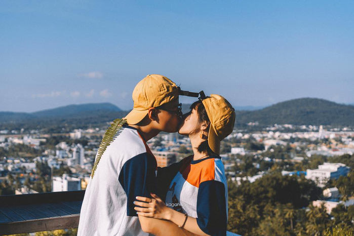 Lời hồi đáp 2014: Rồi một ngày, sẽ có người vì yêu mà ở lại