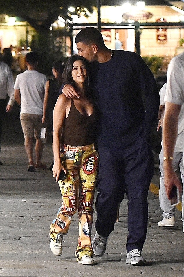 Những cuộc chia tay ồn ào nhất Hollywood năm 2018