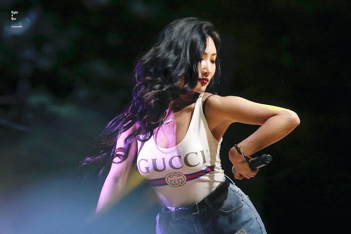 Những lần mặc hở bạo đến nhức mắt của Mamamoo