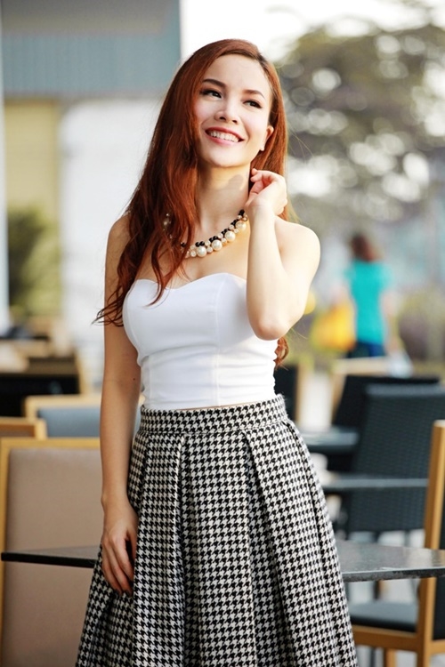 Nổi tiếng, xinh đẹp và giàu có, song mỹ nhân Việt vẫn ế bền vững