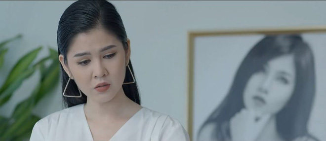 Nữ MC thể thao nổi bần bật trên hàng loạt báo Hàn sau mùa giải AFF