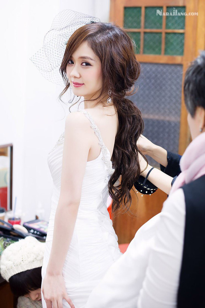 Sao nữ châu Á xinh đẹp thì ế dài, thảm họa PTTM lại đỏ tình duyên