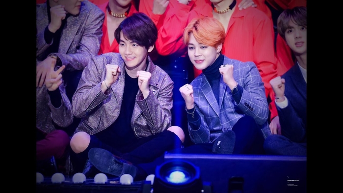 Sẽ ra sao khi các nam thần Kpop đứng chung trong một khung hình?