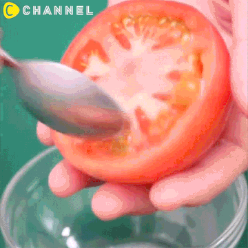 Thịt ba chỉ cuốn cà chua kiểu này rồi chiên sẽ ngon không thể cưỡng!