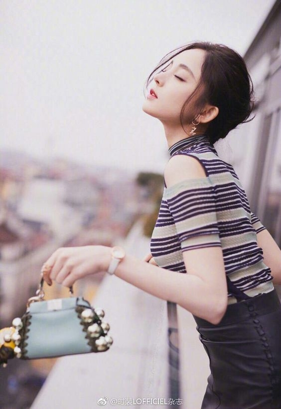 Tử vi thứ Bảy 15/12: Bảo Bình tha hồ hưởng vận may