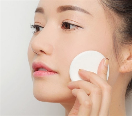 Trẻ ra hơn 10 tuổi chỉ nhờ bí quyết đánh kem nền cực đơn giản này
