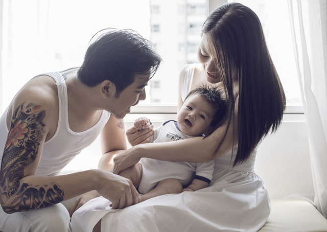 3 gia đình sao Việt: Bố soái ca, mẹ ngọc nữ sinh con thiên thần đẹp