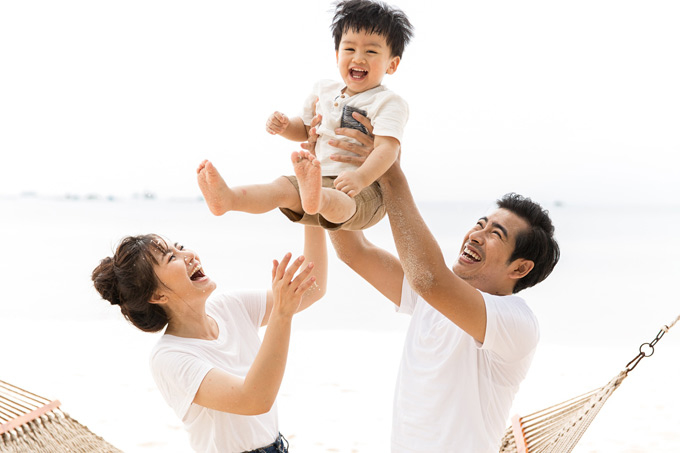 3 gia đình sao Việt: Bố soái ca, mẹ ngọc nữ sinh con thiên thần đẹp