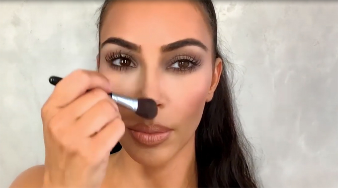 6 quy trình makeup đơn giản của Kim Kardashian