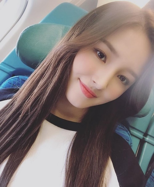 Ảnh hot sao Hàn: Couple VMin làm lật mọi thuyền chèo