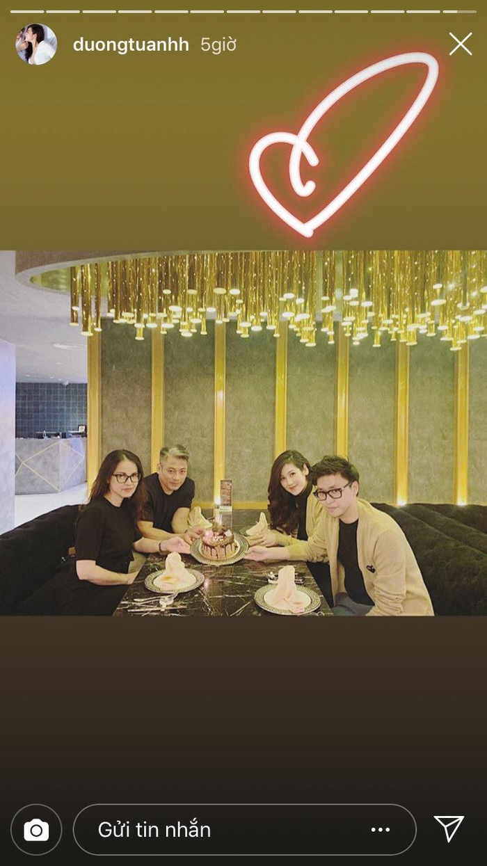 Á hậu Tú Anh khoe nhà tiền tỷ cạnh bờ sông đẹp như quán cafe