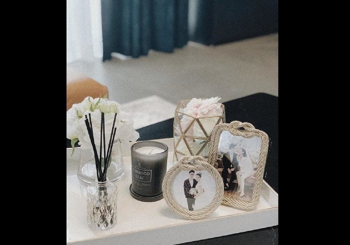 Á hậu Tú Anh khoe nhà tiền tỷ cạnh bờ sông đẹp như quán cafe