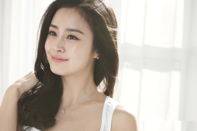 “Bàng hoàng” trước những căn phòng bừa bộn của hội mỹ nhân Châu Á