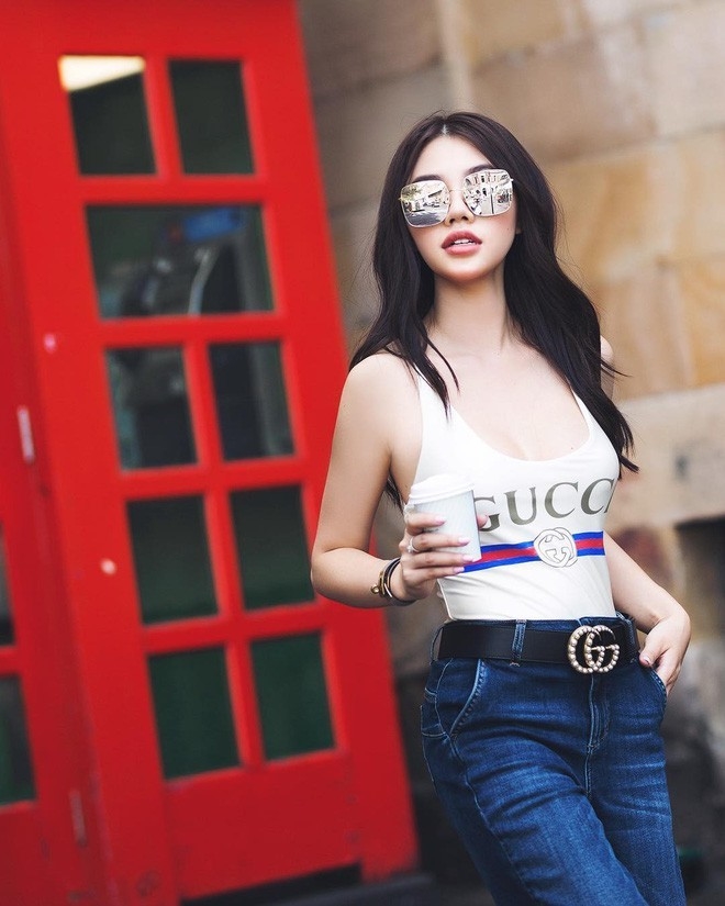 Bodysuit: Cong than hay toi do trong viec ton nhan sac cua sao Viet?