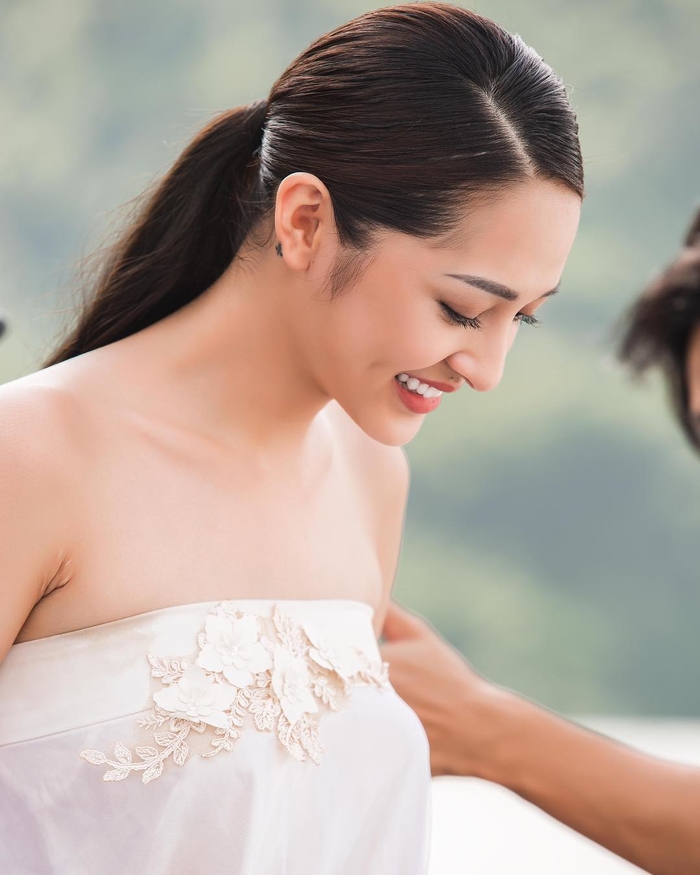 Bốn mỹ nhân Vbiz “muốn dìm cũng không thể chìm” bằng ảnh chụp lén