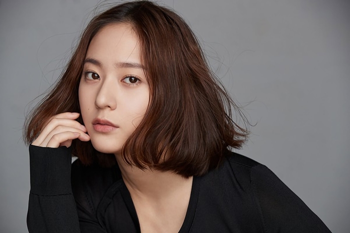 Các nữ idol này dù xinh đẹp nhưng vẫn bị Knet cạch mặt như thường