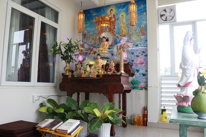 Cận cảnh ngôi biệt thự sang trọng của vợ chồng Ưng Hoàng Phúc