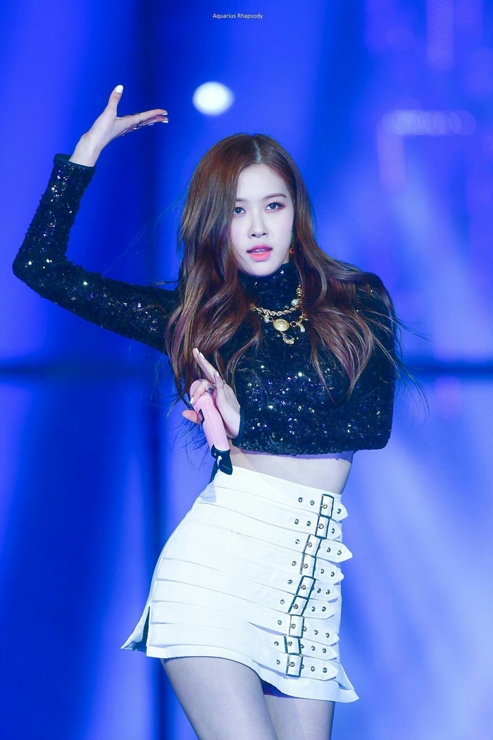 Chỉ cần thay đổi kiểu tóc thôi các Idol Kpop cũng đẹp hết phần thiên h