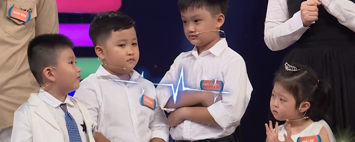 Cô bé 4 tuổi có gương mặt bất biến trở lại Nhanh Như Chớp Nhí