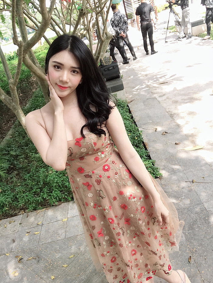 Cuộc sống của các hot girl nhóm hài Youtube