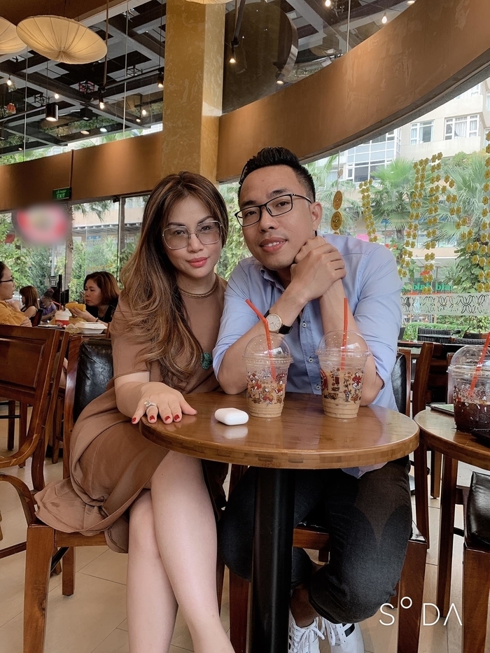Cuộc sống của nữ ca sĩ bị Vy Oanh tố cướp nồi cơm