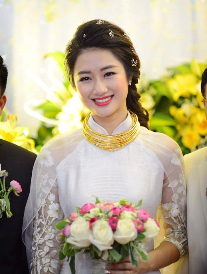 Cuộc sống sướng như tiên của các người đẹp lấy chồng hơn tuổi