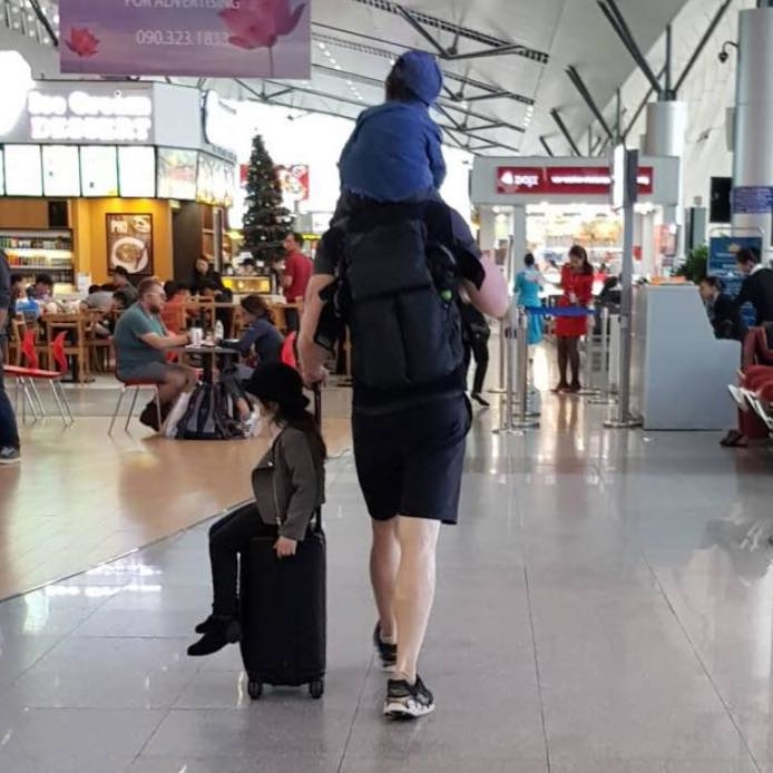 Danh tính bố đẻ của hai con Elly Trần lộ diện?