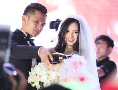 Đều trở thành bà hoàng sau khi kết hôn, Tâm Tít và Huyền Baby còn có