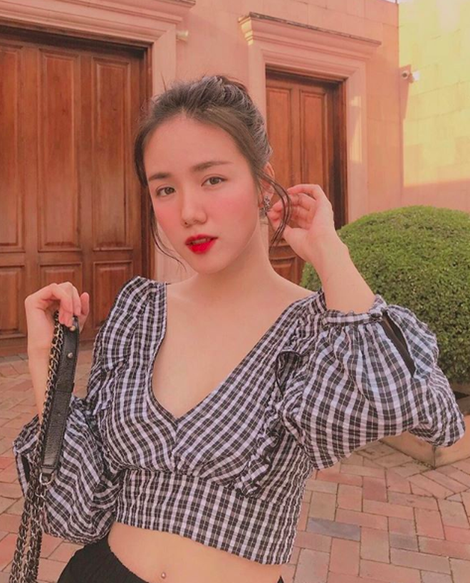 Điểm danh các hot girl thuộc hội triệu followers trên Instagram