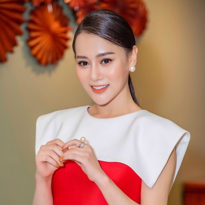 Hau “Quynh cave”: Nguoi thi nhau dao keo, nguoi o at tau xe xin?