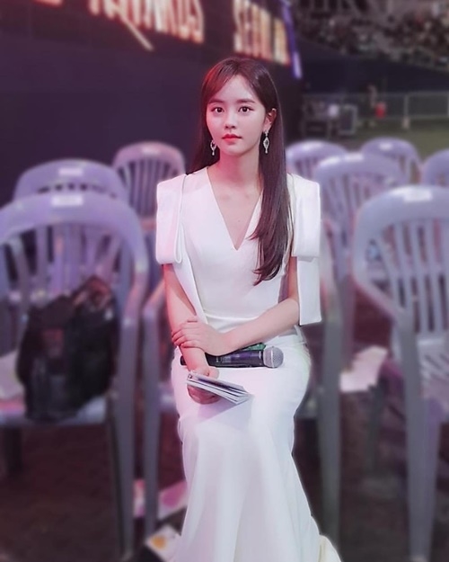 Ảnh hot sao Hàn: Rosé vừa đẹp vừa chảnh