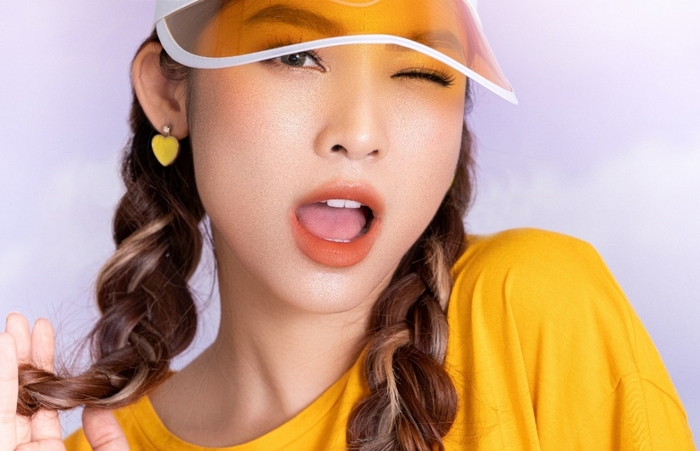 3 màu son dành cho 3 ngày Tết tô lên là xinh bất chấp