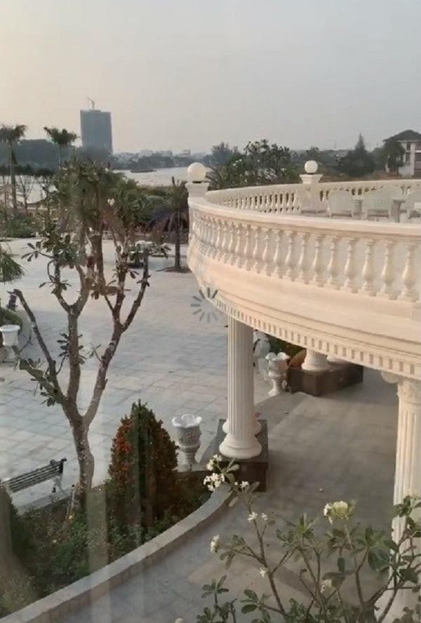 John Tuấn Nguyễn lấp lửng xác nhận Lan Khuê có tin vui